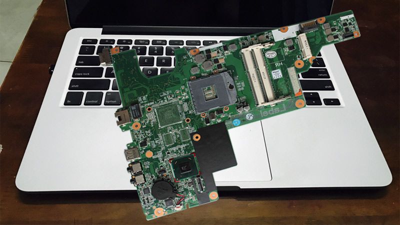 Dịch vụ thay pin laptop lấy liền
